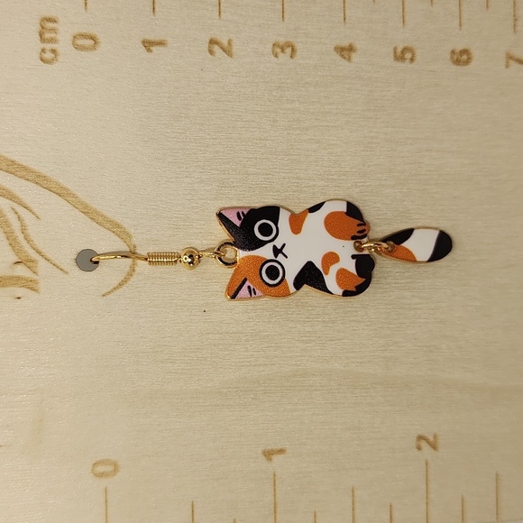 Cute Cat Earrings - Picture 4 of 5